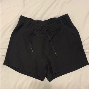 Lululemon On the Fly Short 2.5” Black